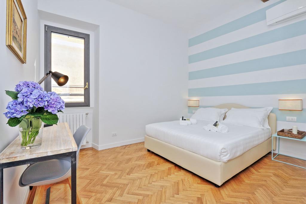Fiori Charme - My Extra Home Rom Zimmer foto